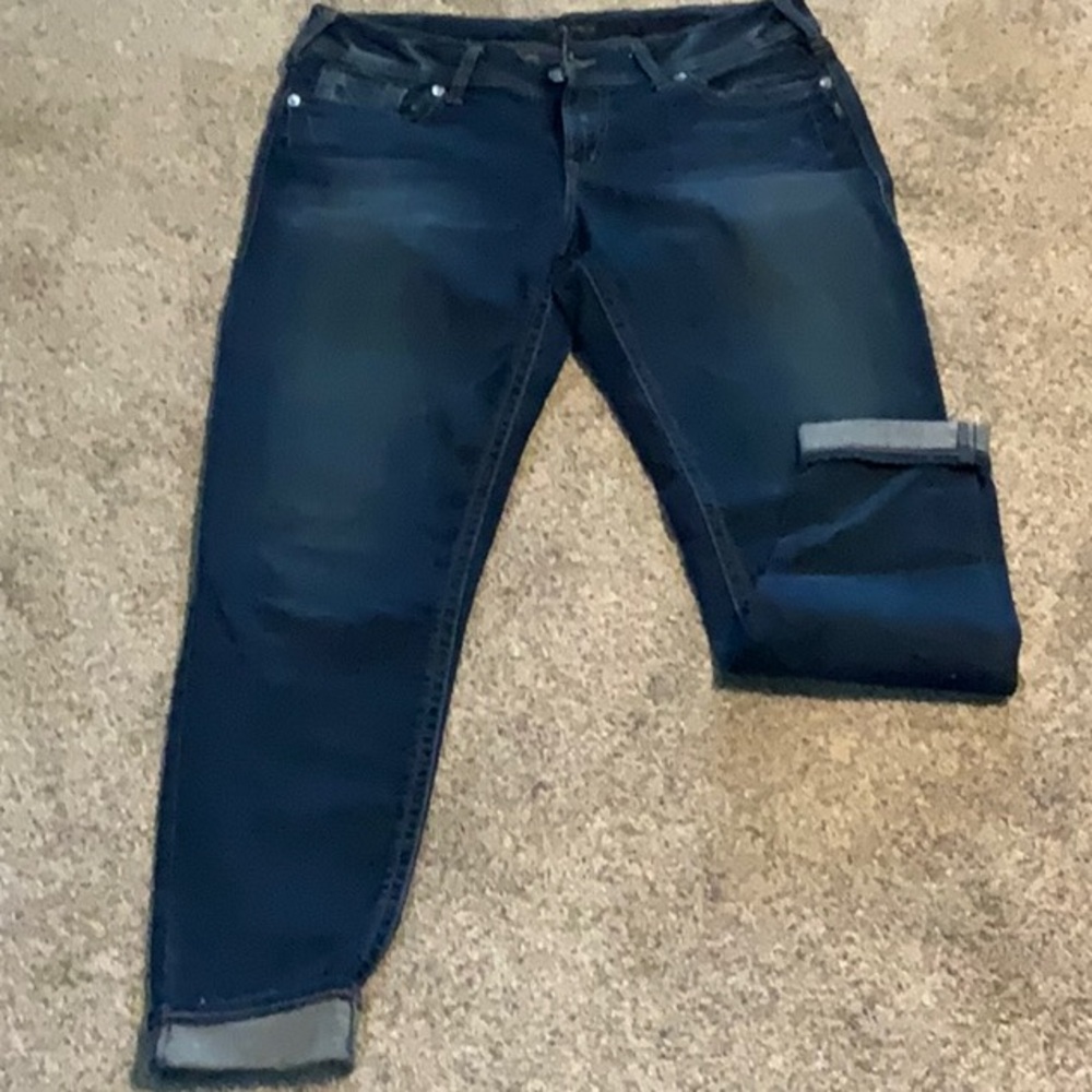 Silver Jeans Blue Boyfriend Jeans with Distressed Details